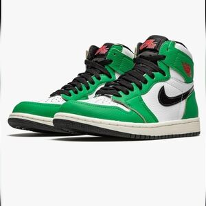 NIKE Air Jordan 1 Retro High OG "Lucky Green"